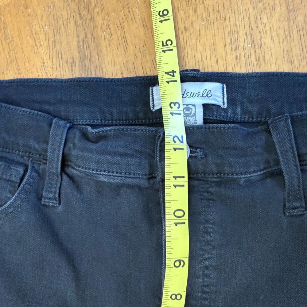Madewell Roadtripper Biker Shorts 33 - Picture 8 of 9